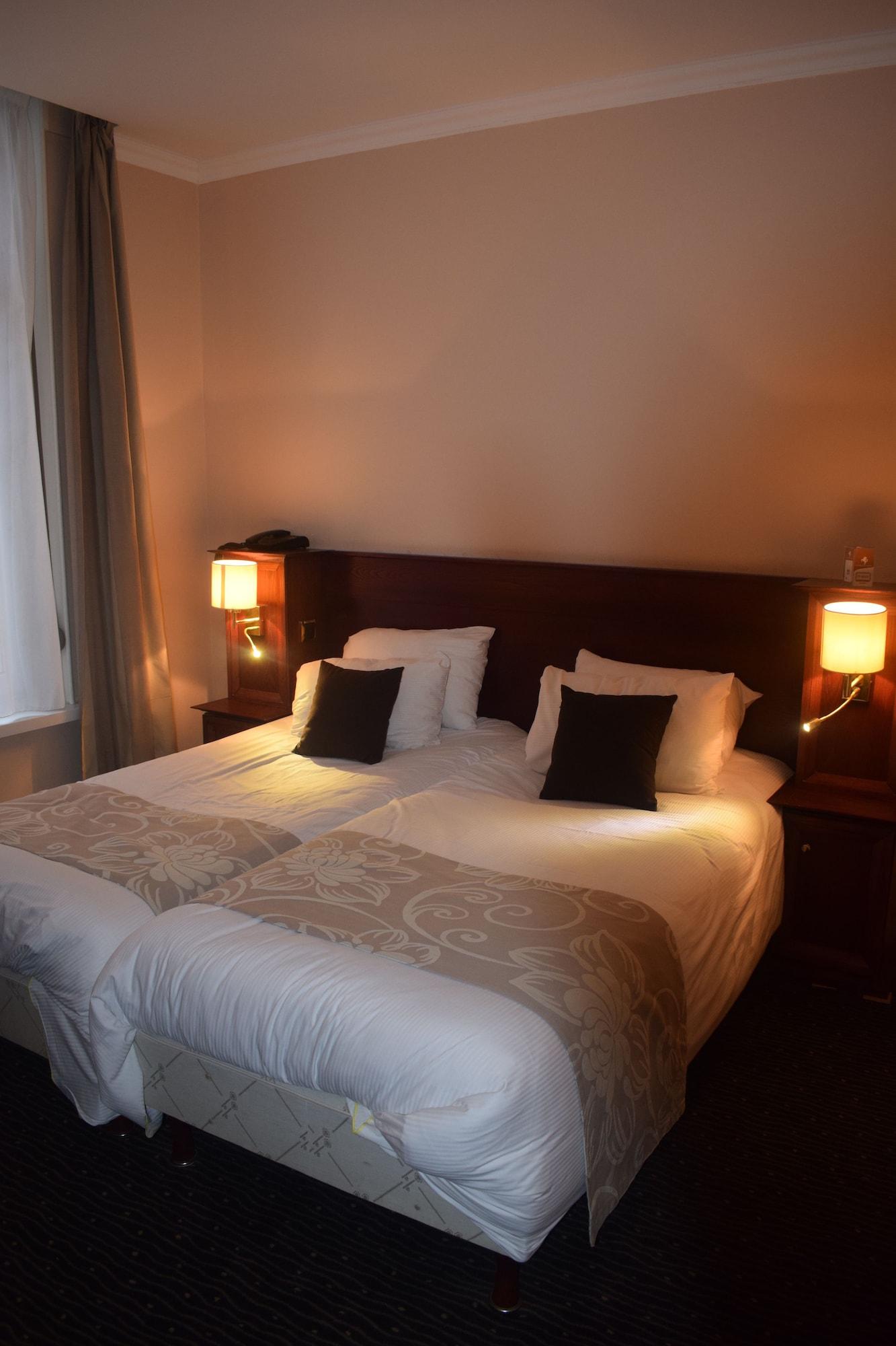 Metropol Hotel Calais Eksteriør bilde