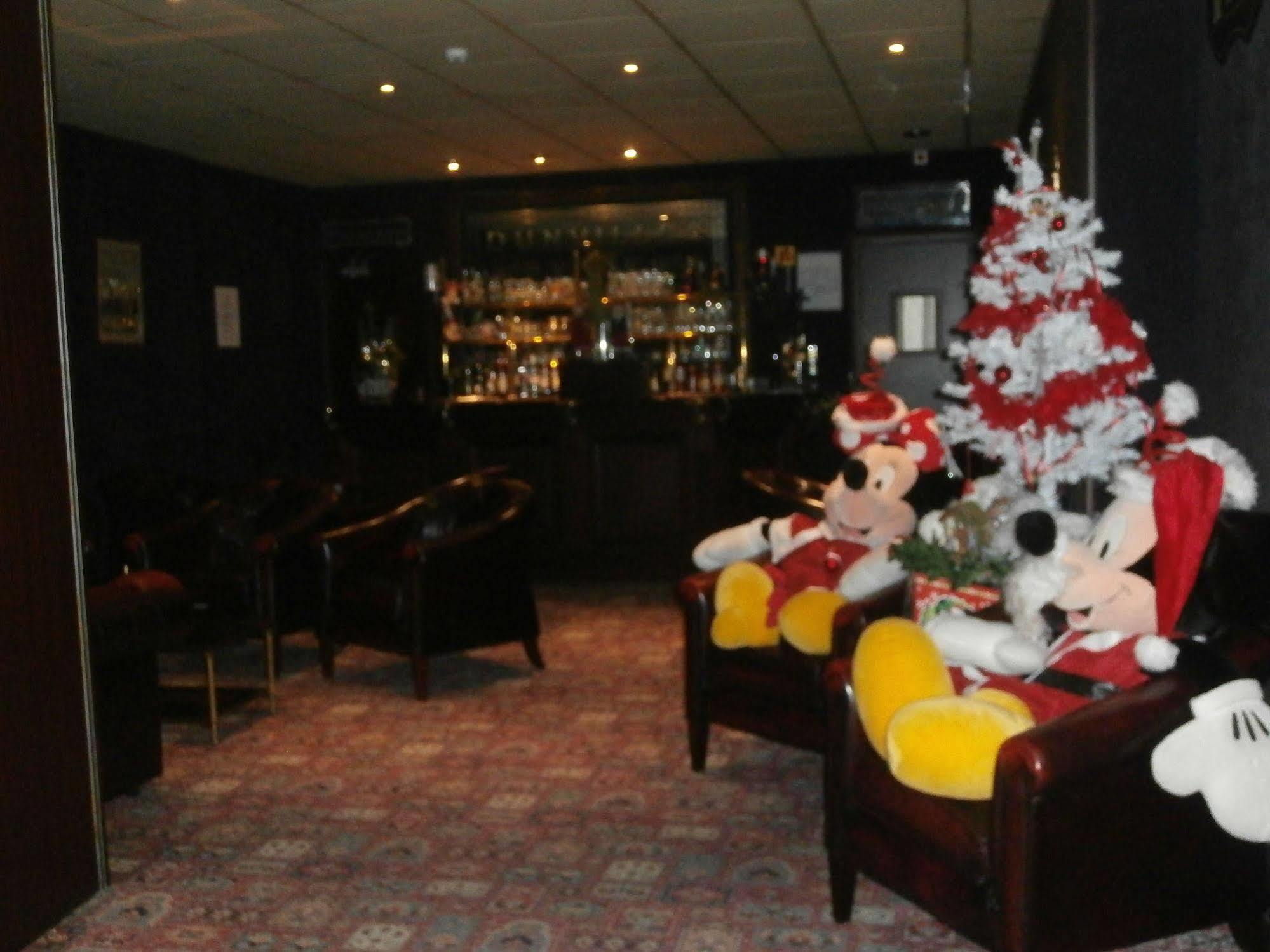 Metropol Hotel Calais Eksteriør bilde